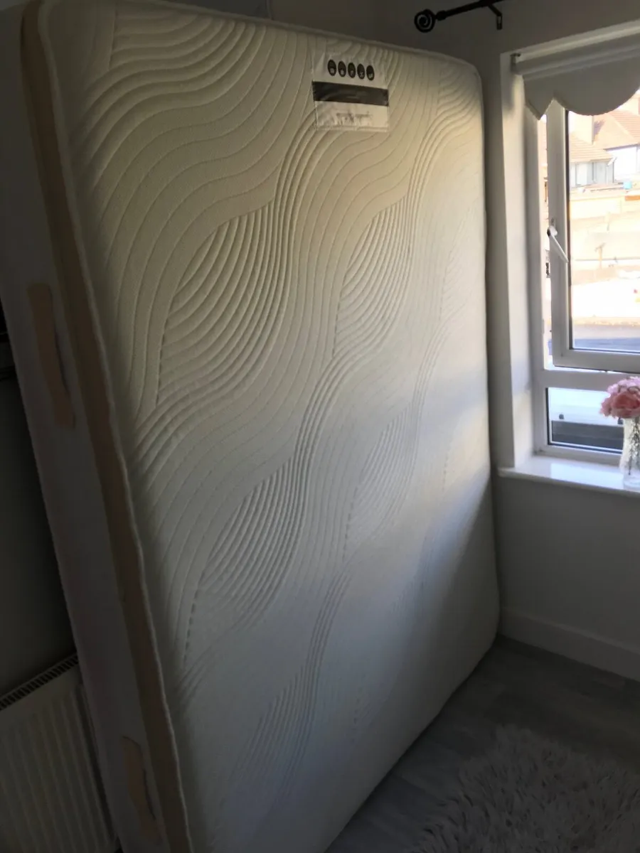 New 4 foot 6 double mattress - Image 3