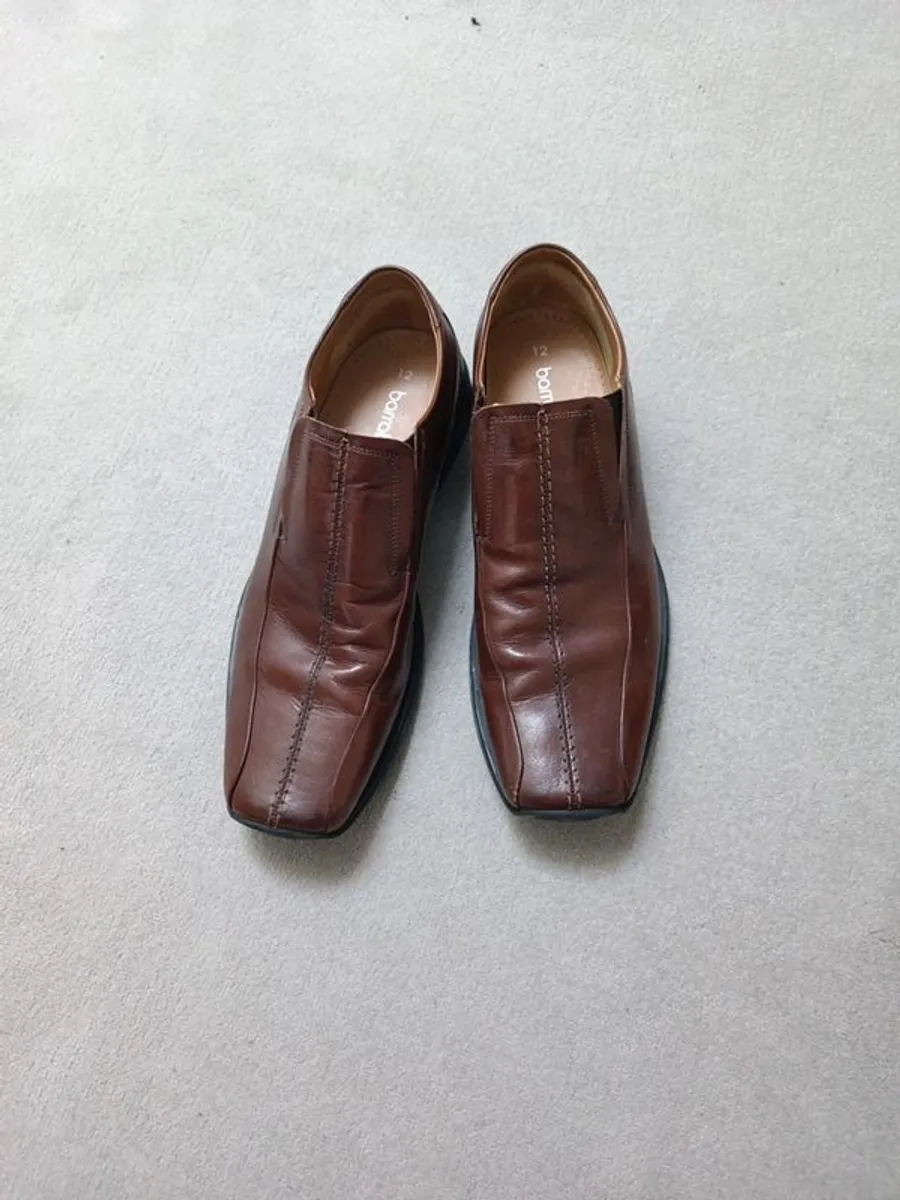 Barratt Leather Mens Shoe - Image 1