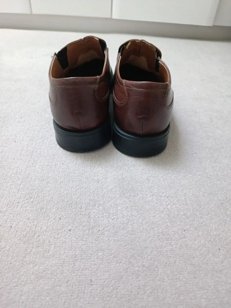 Barratt Leather Mens Shoe - Image 3