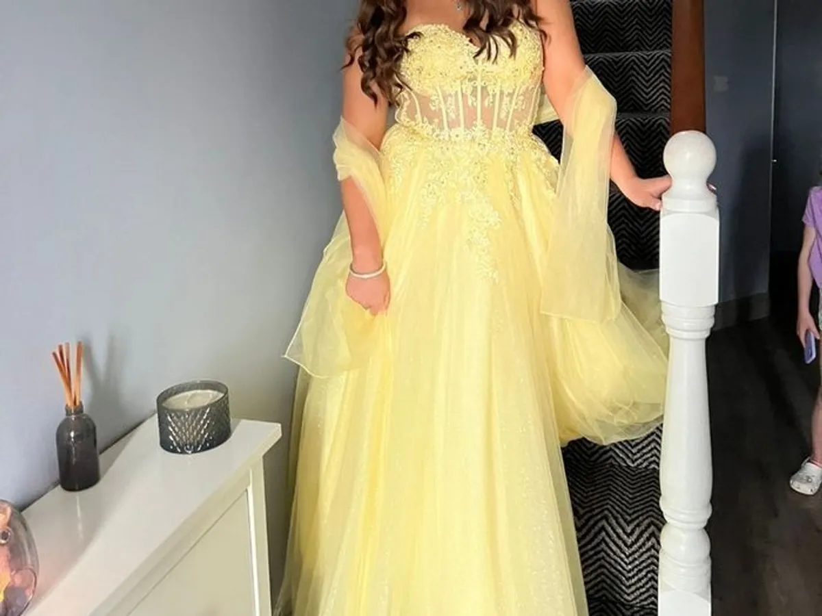 Debs - Image 1
