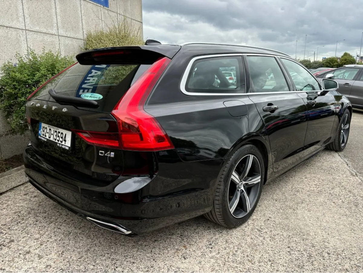 Volvo V90 D4 R-design 2.0 Diesel Auto //spring Sa - Image 4