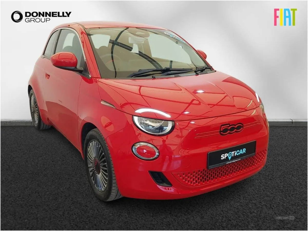Fiat 500 87kw Red 42kwh 3dr Auto - Image 1