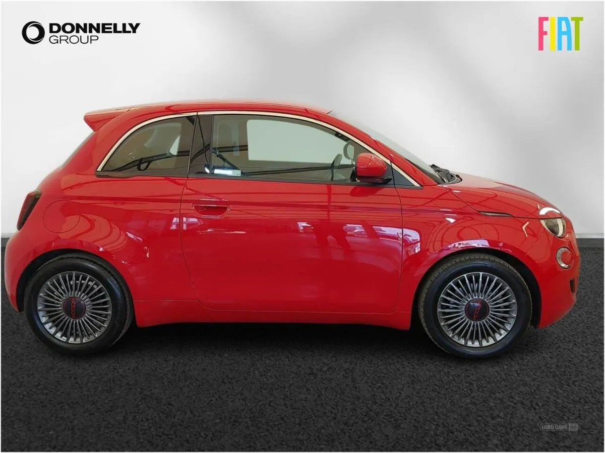 Fiat 500 87kw Red 42kwh 3dr Auto - Image 3