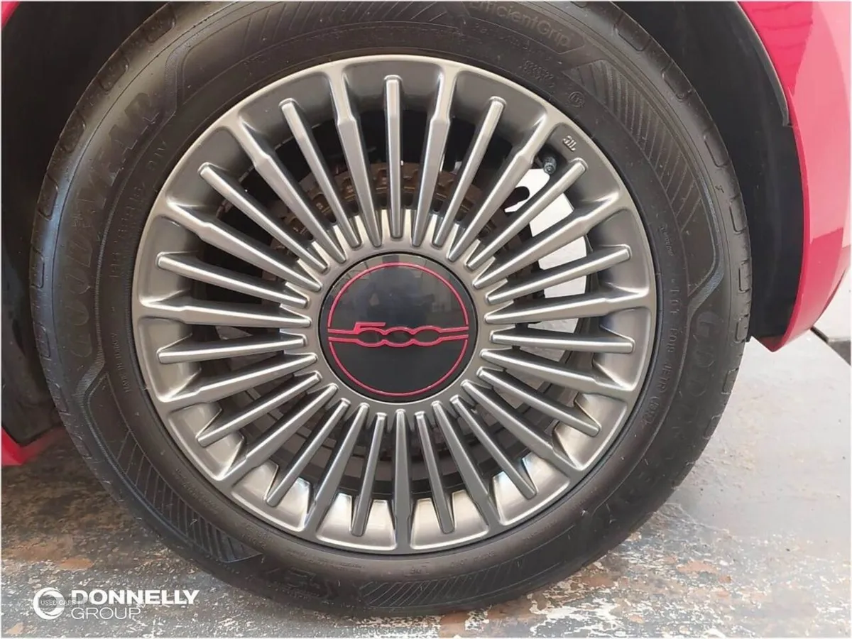 Fiat 500 87kw Red 42kwh 3dr Auto - Image 4