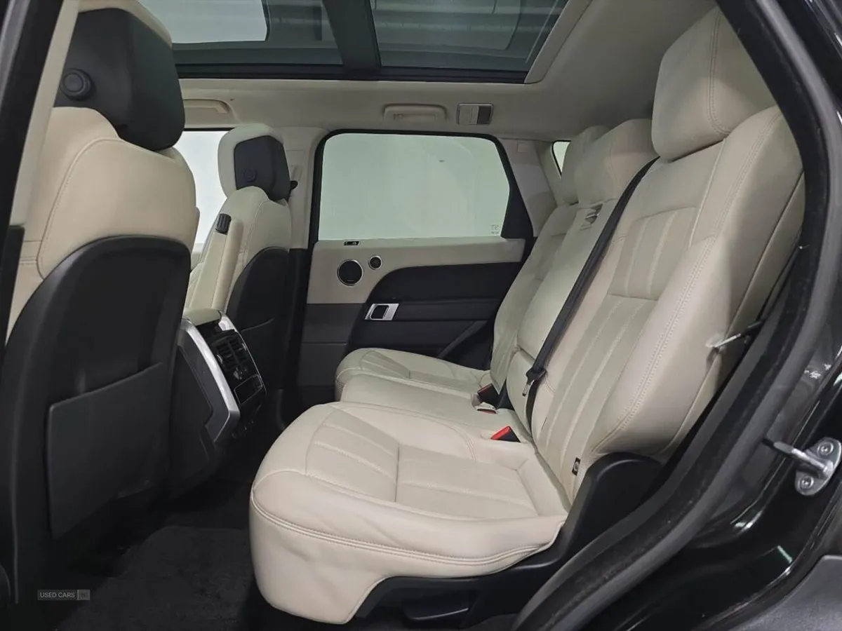 Land Rover Range Rover Sport 3.0 D300 HSE Silver - Image 4