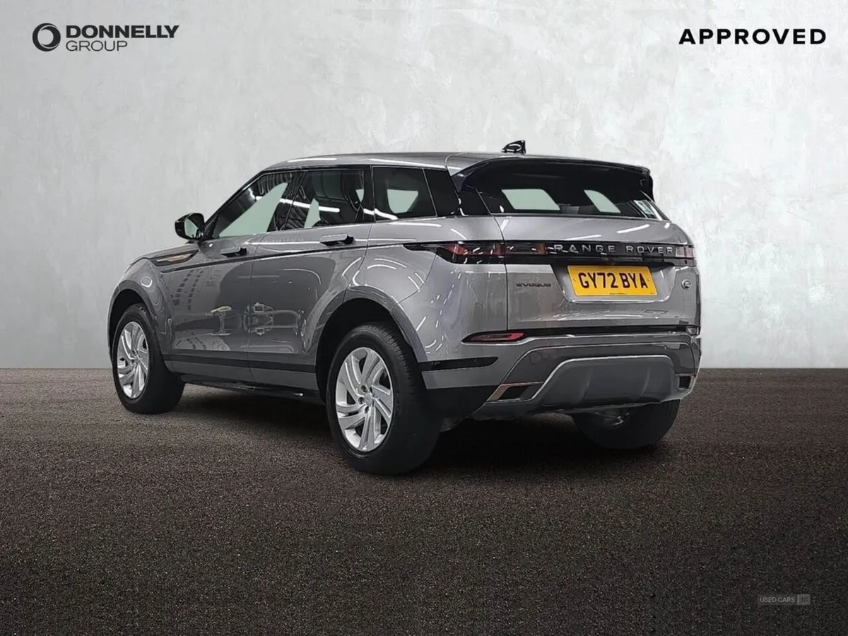 Land Rover Range Rover Evoque 2.0 D200 R-dynamic - Image 2