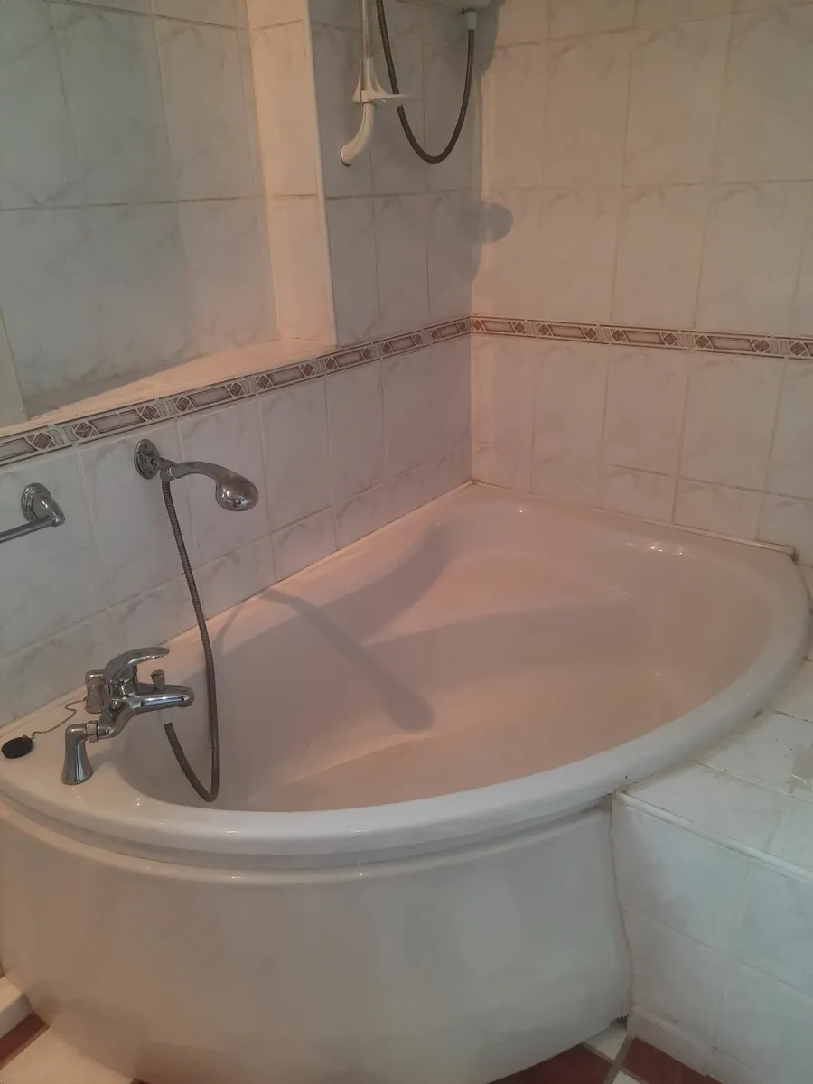 CORNER BATH - Image 2
