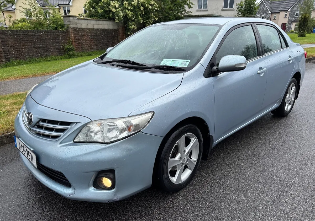 Toyota Corolla 1.4 D4D Luna 2011 - Image 2