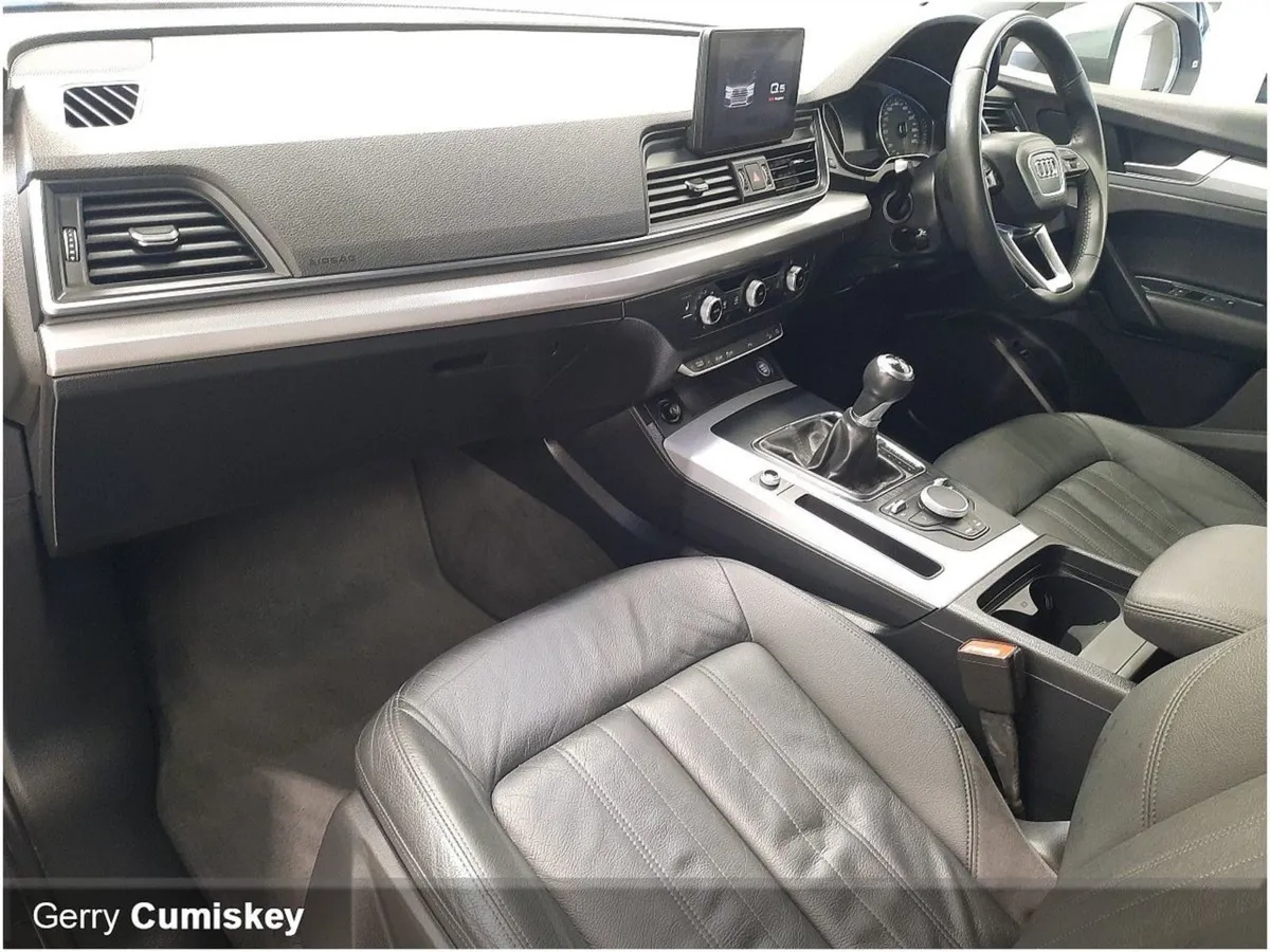 Audi Q5 SE 2.0tdi 150 Low Mileage Showroom Condit - Image 2