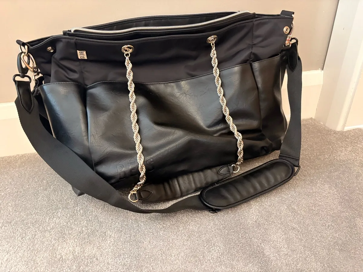 Beis Diaper Bag - Black - Image 1