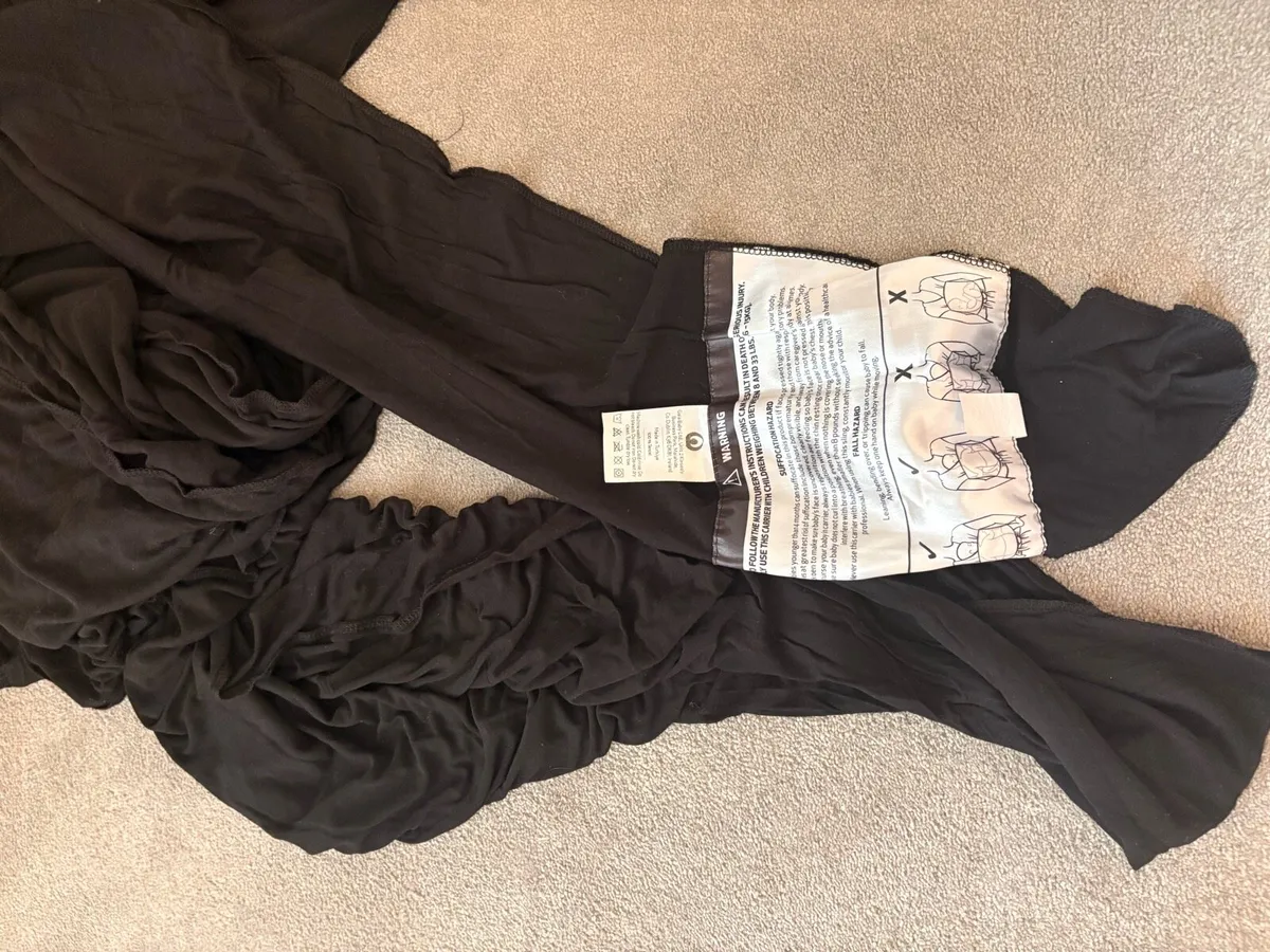 Gaia Baby Wrap - Organic Cotton - Black - Image 3
