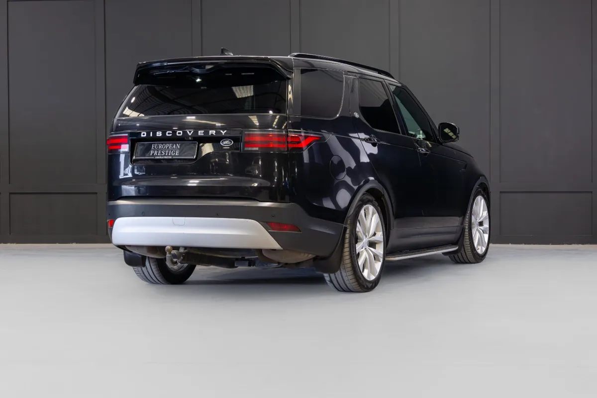 212 Land Rover Discovery SD6 2 Seat Commercial - Image 3