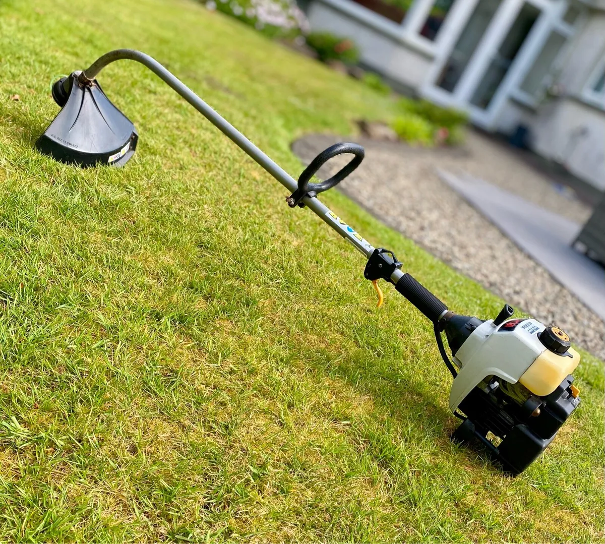Ryobi Petrol Grass Strimmer - Image 3