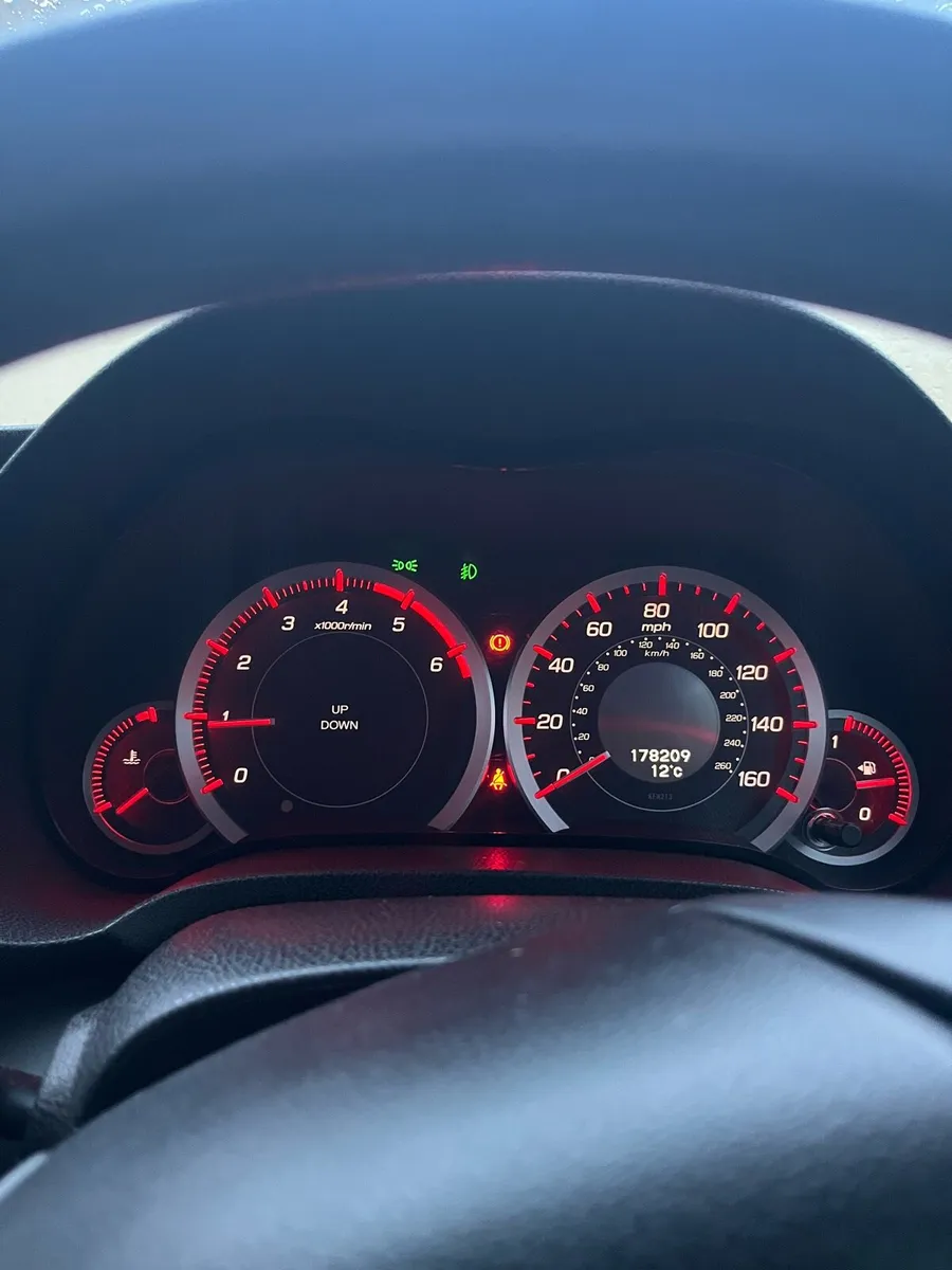 2.2 iDtec Honda Accord Ex GT - Image 2