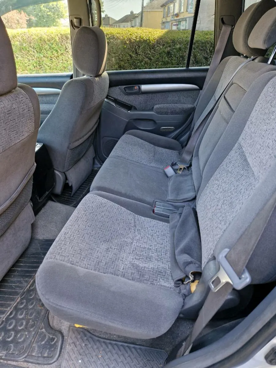 Toyota landcruiser - Image 2