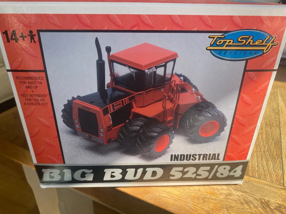 Big bud 525/84 . 1:32 scale model - Image 1