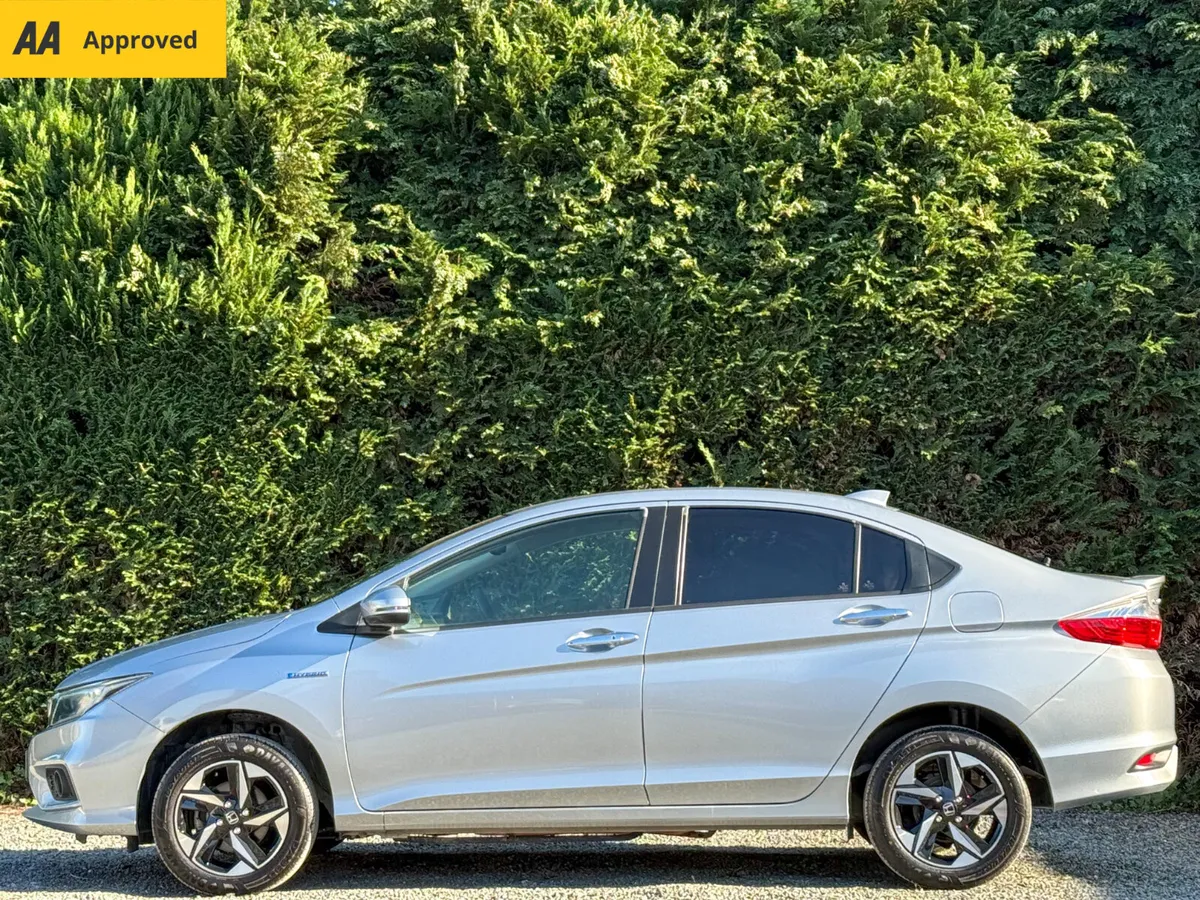 🌟 2018 Honda Grace 1.5 Hybrid LX Apple Carplay🌟 - Image 2