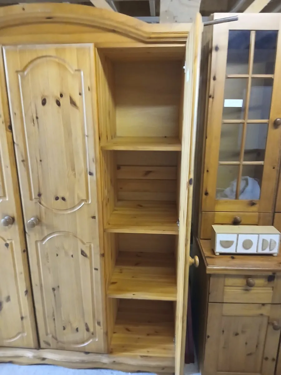 Wardrobe - Image 2