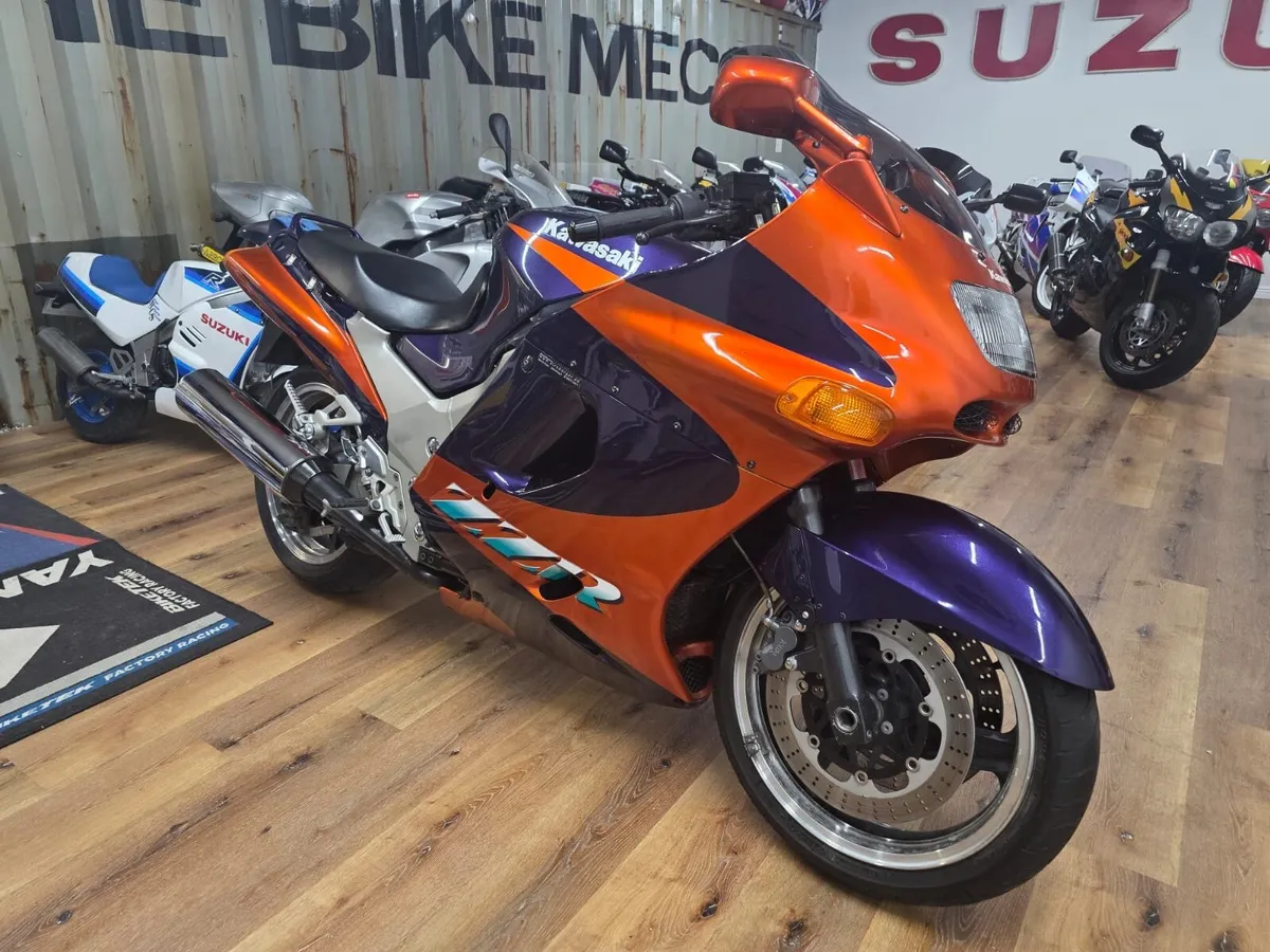 Kawasaki zzr 1100 nationwide delivery - Image 4