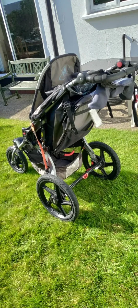 Bob Revolution Pro Jogging Stroller - Image 4