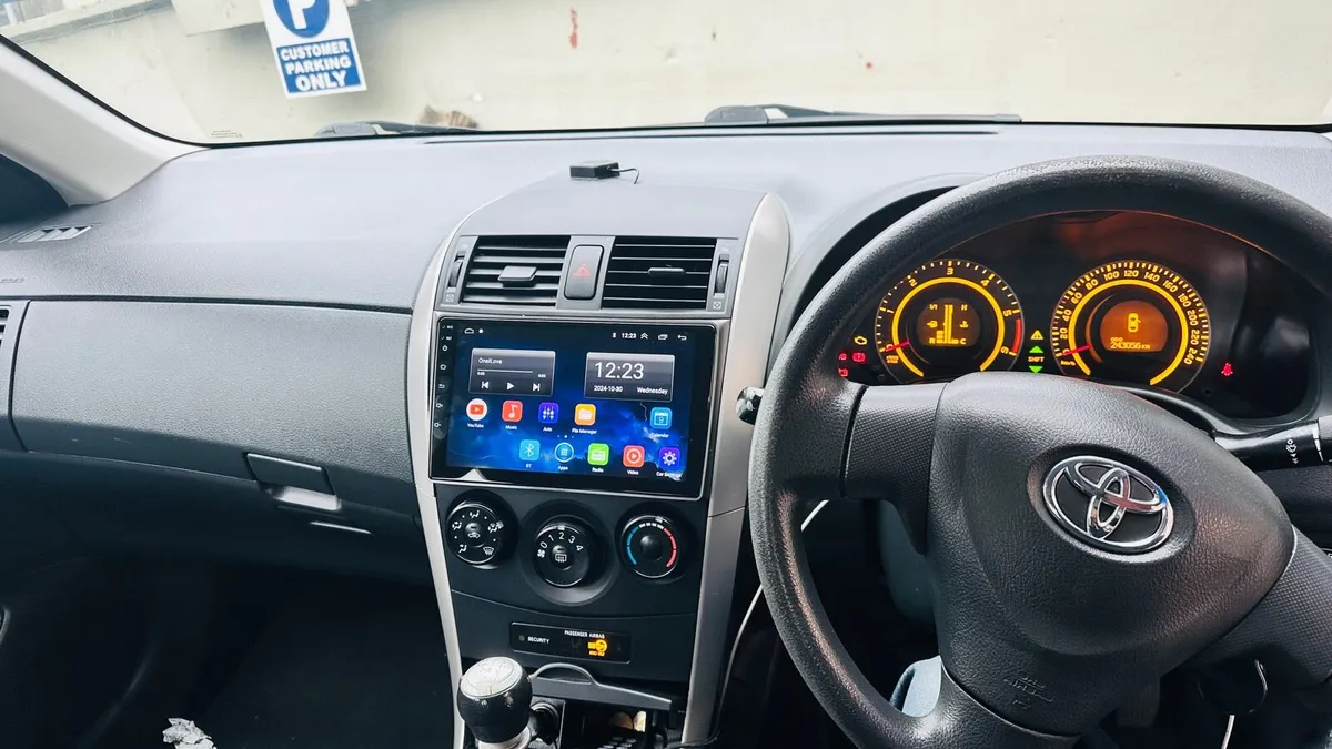 Car - Image 1