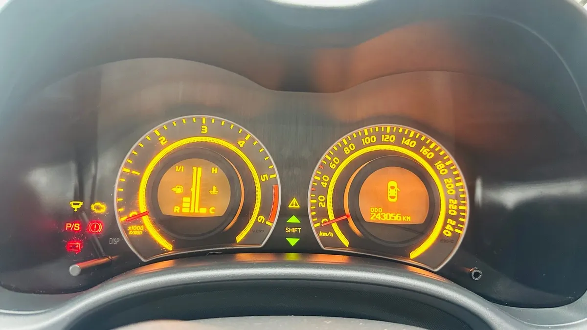 Car - Image 2
