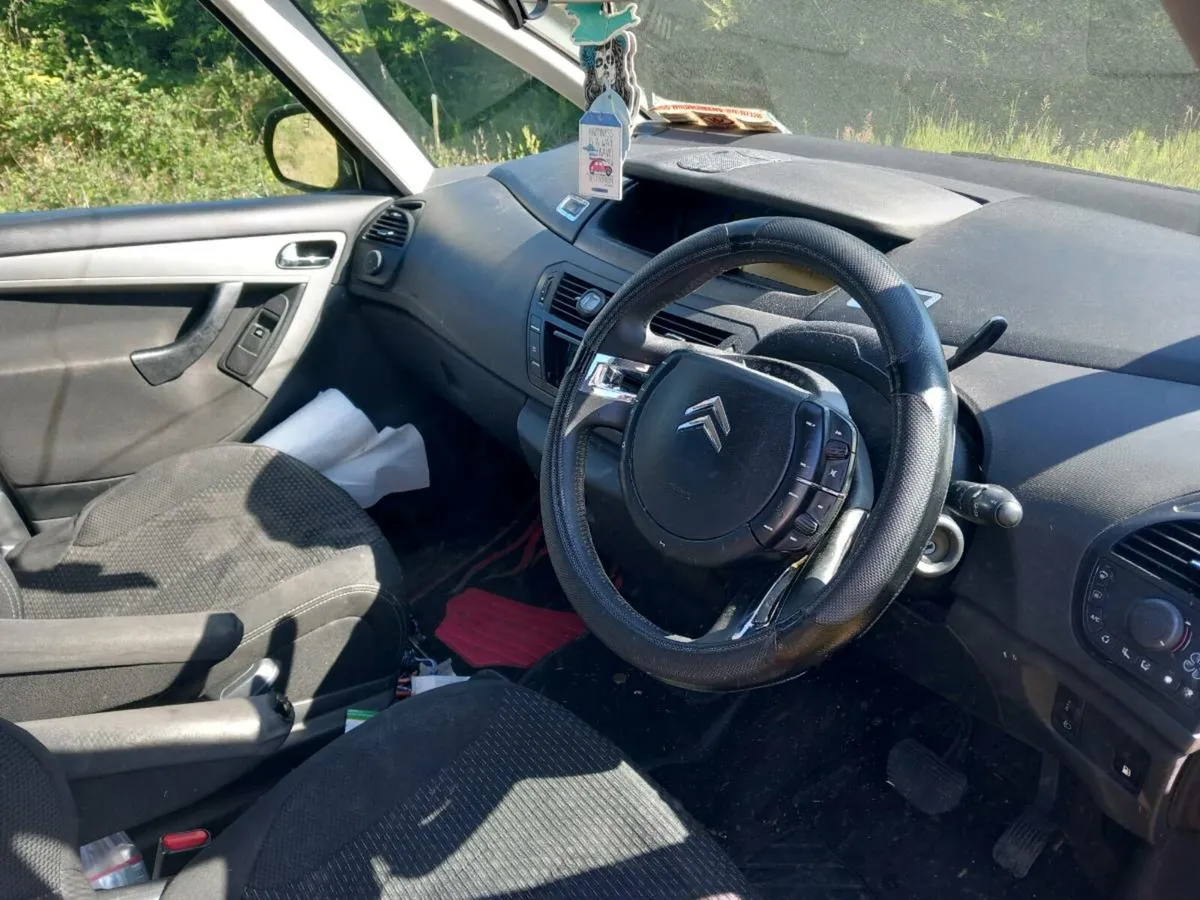 Citroen picasso 7 seater - Image 3