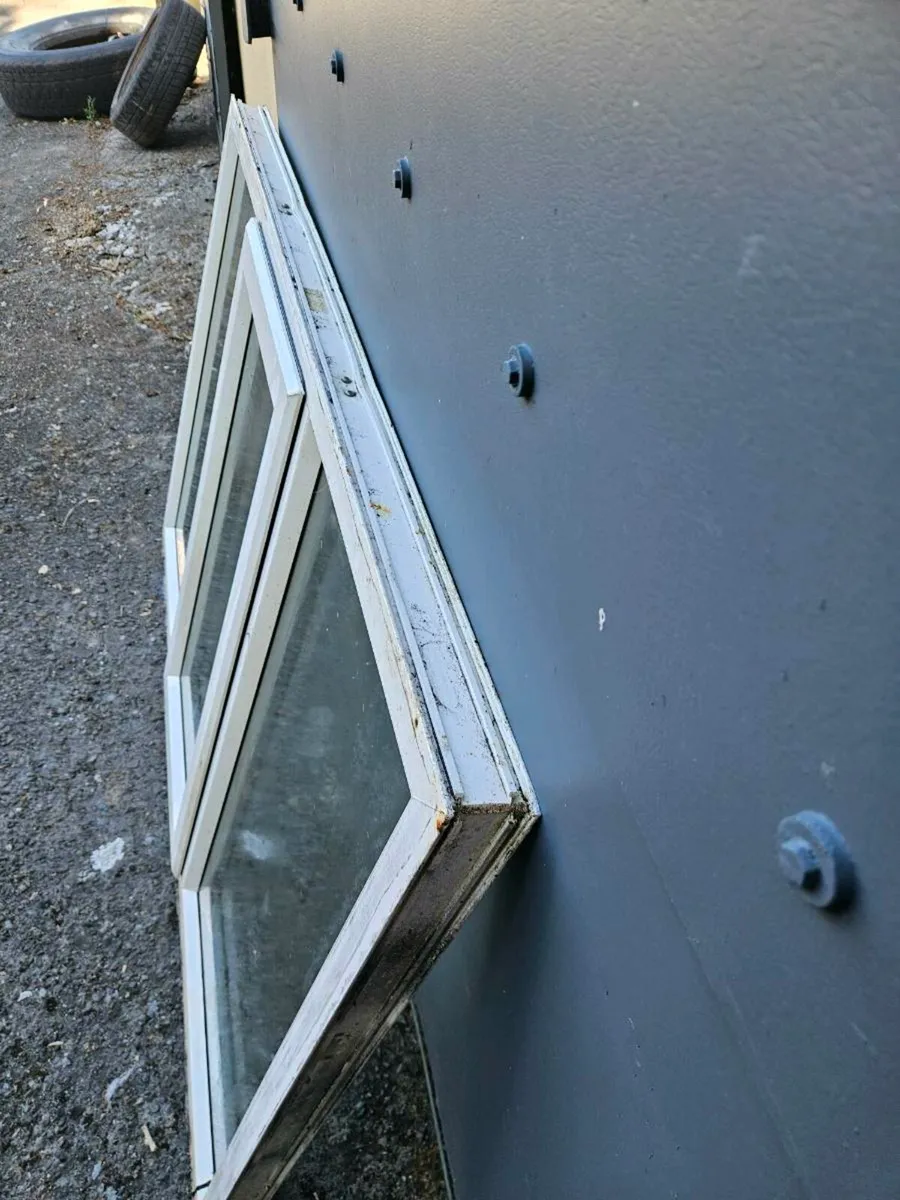 Window - Image 2