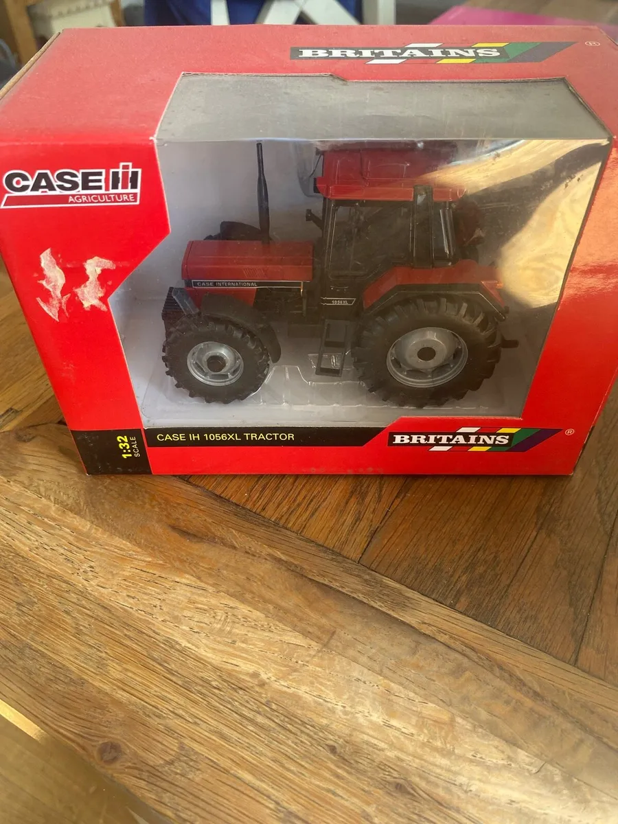 Britains case ih 1056xl 1:32