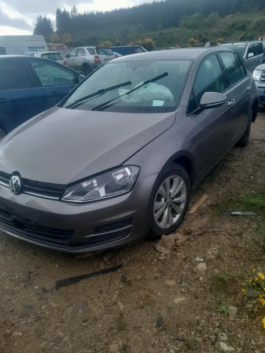Breaking mk7 vw golf 2015 - Image 2
