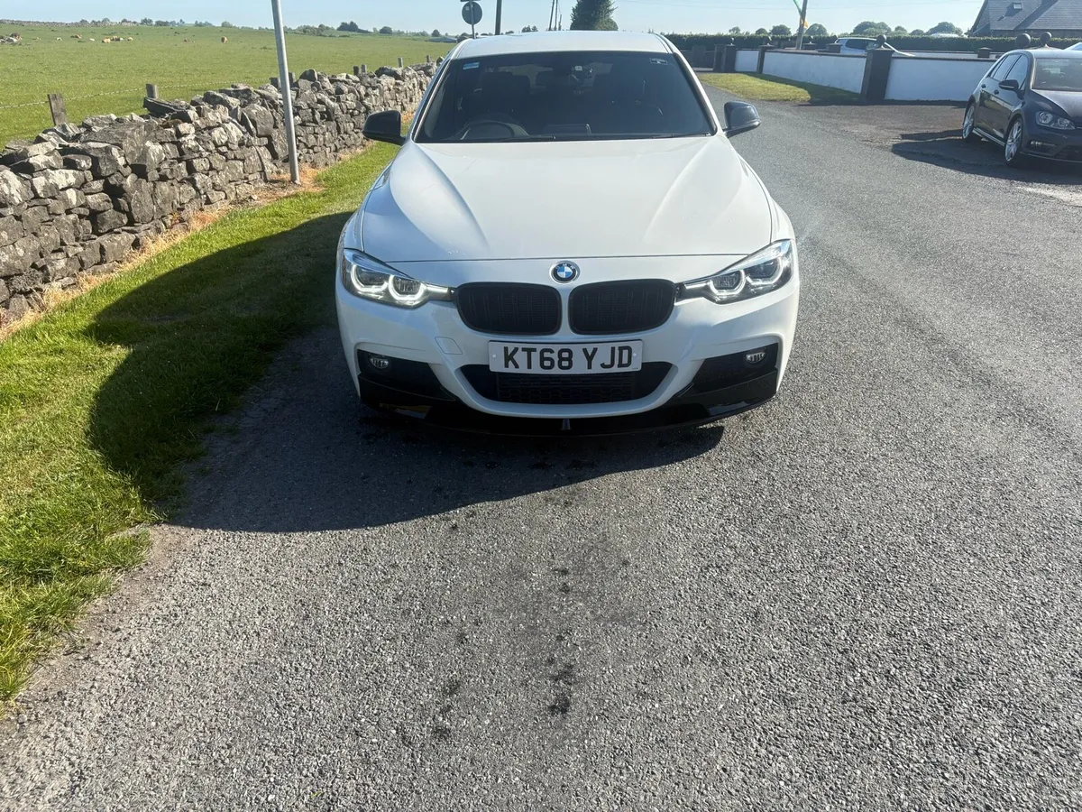 2019 bmw 320d m sport - Image 2