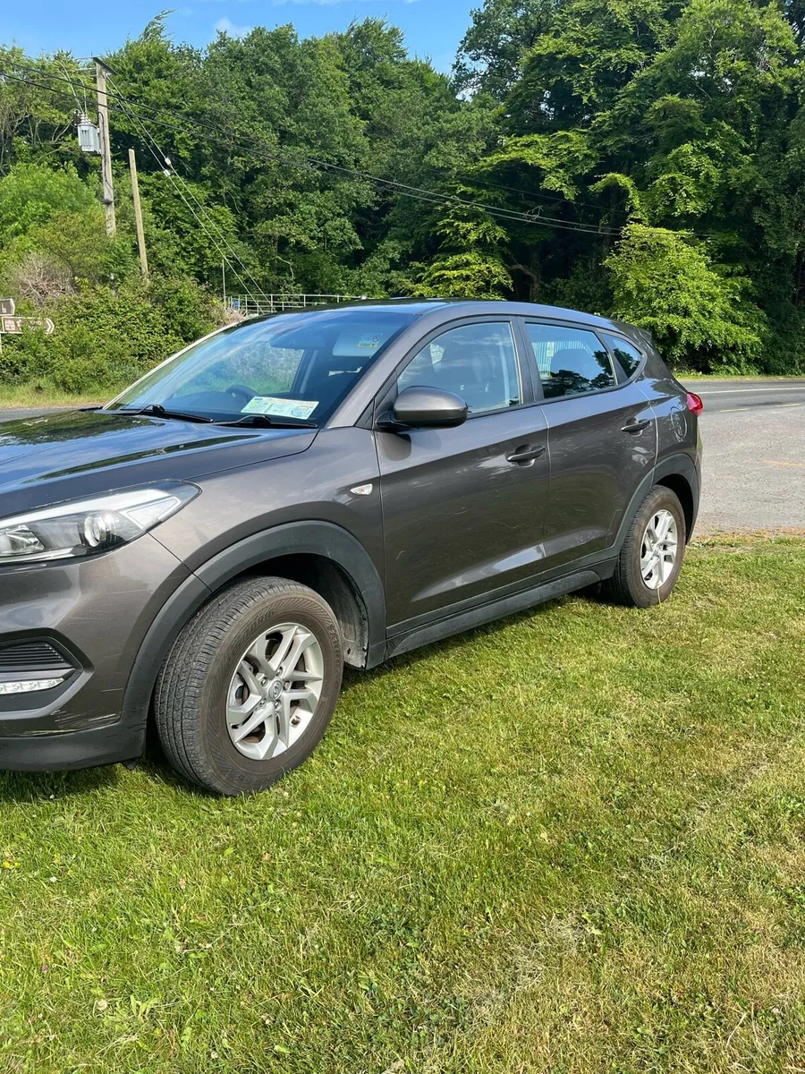Hyundai Tuscon - Image 4