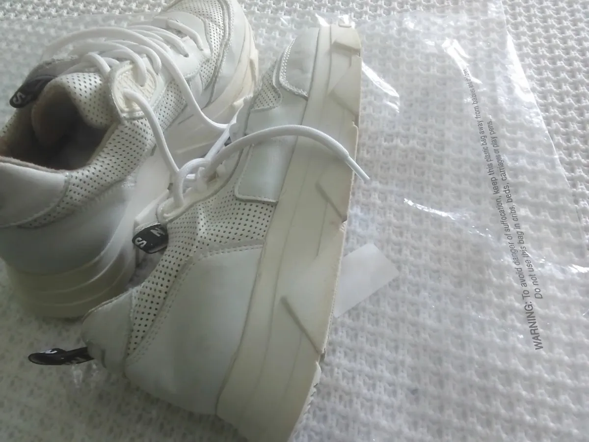 STEVE MADDEN WHITE LEATHER TRAINERS Size 5 - Image 4