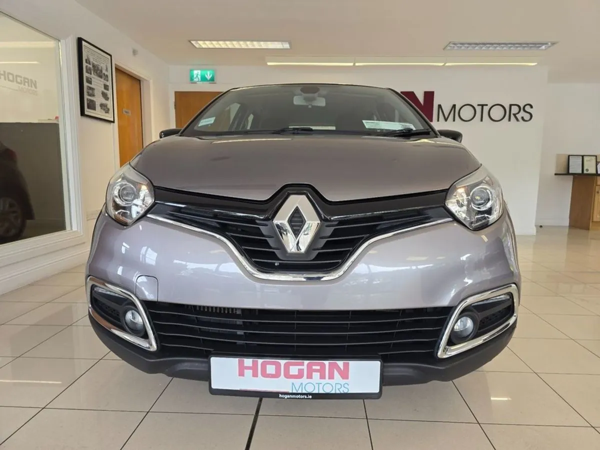 Renault Captur Intense 1.5 Diesel 5Dr - Image 2