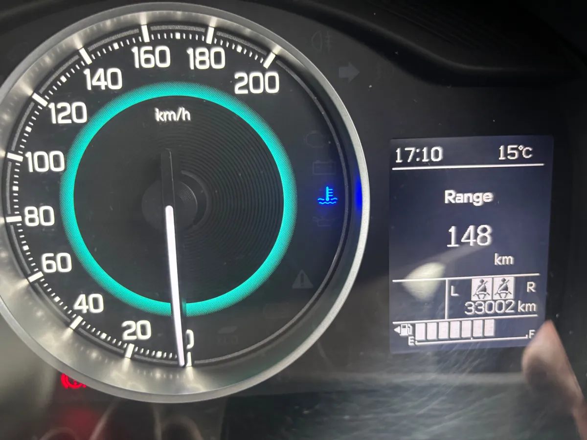 172 Suzuki Ignis ( only 33000 klms) - Image 4