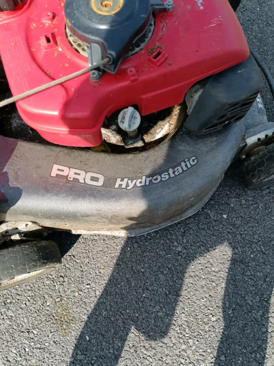 Honda pro lawnmower - Image 4