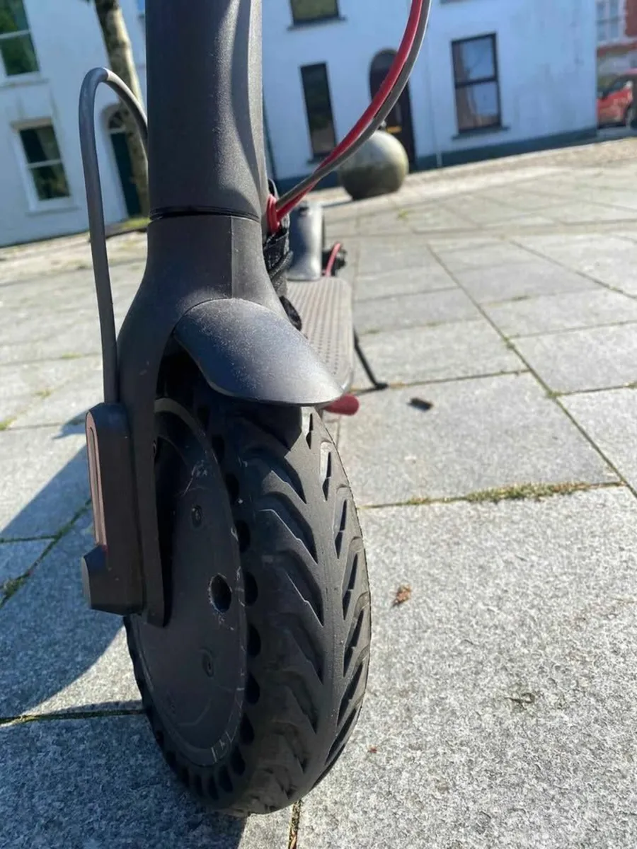 xiaomi mi 365  - electric scooter - m escooter - Image 4