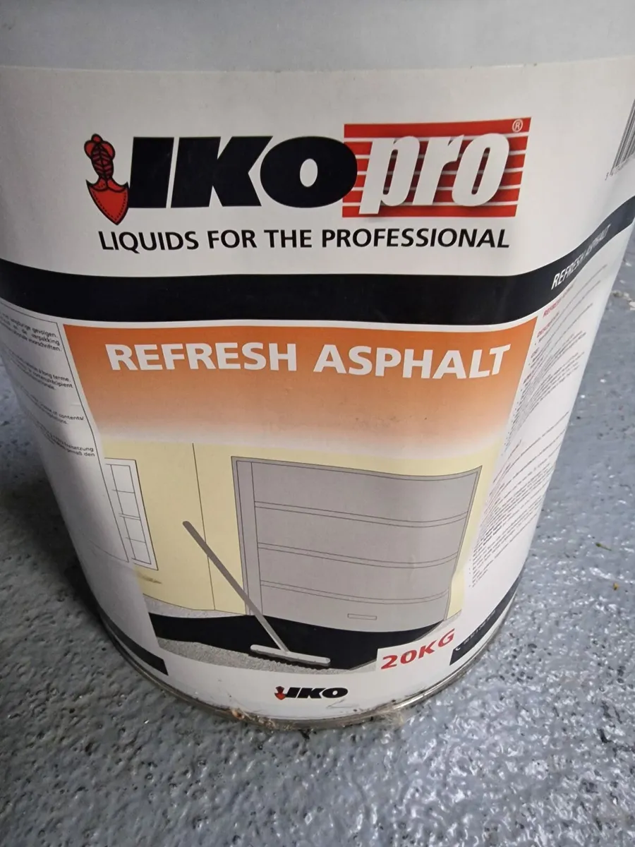 Tarmacadam Asphalt Refresh Paint - Image 1