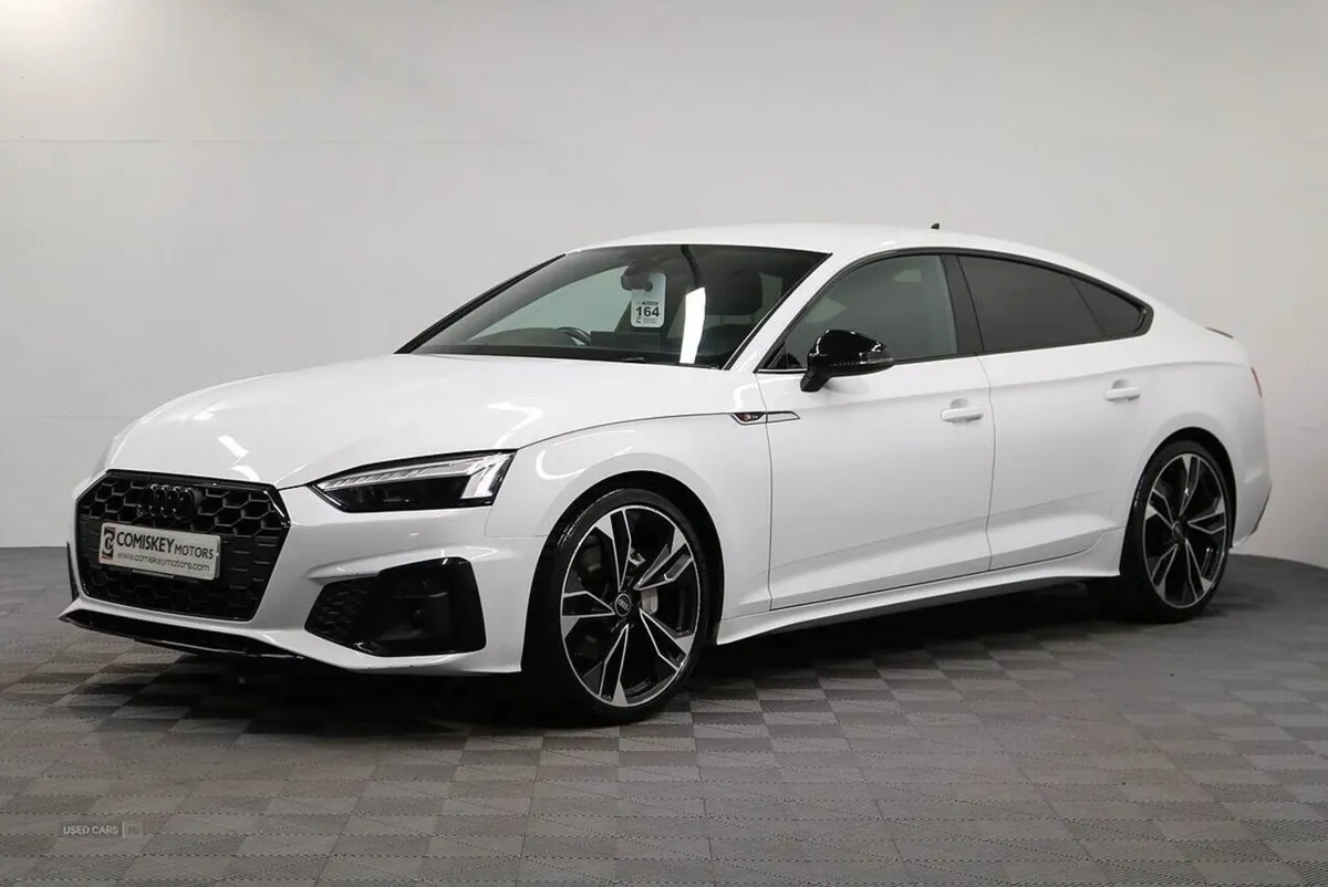 Audi A5 Tfsi Black Edition - Image 3