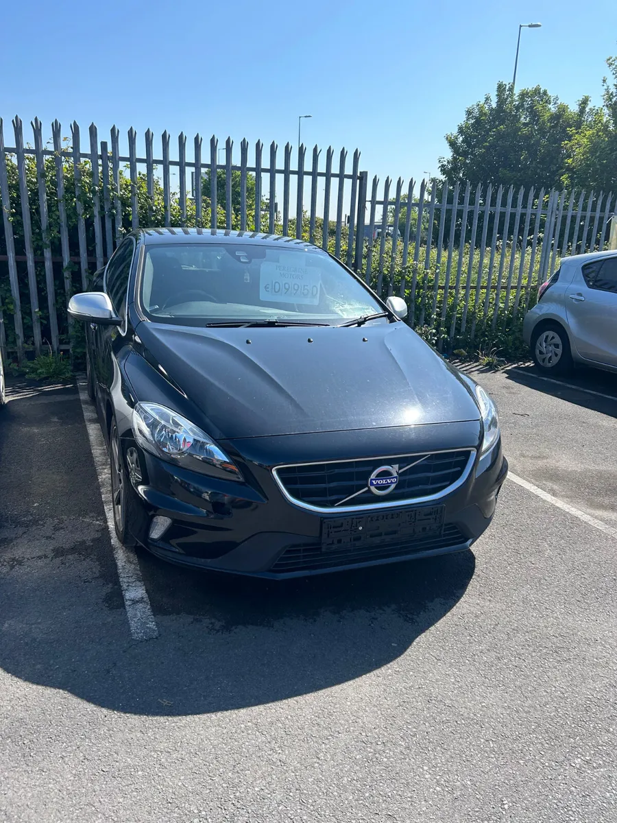 Volvo V40 2015 - Image 3