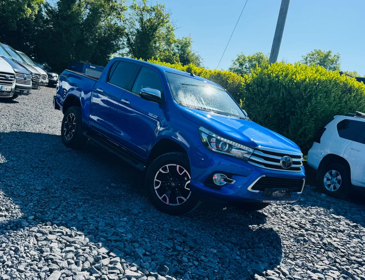 Toyota Hilux 2018 2.4 D-4D INVINCIBLE X INVITE 148 - Image 1