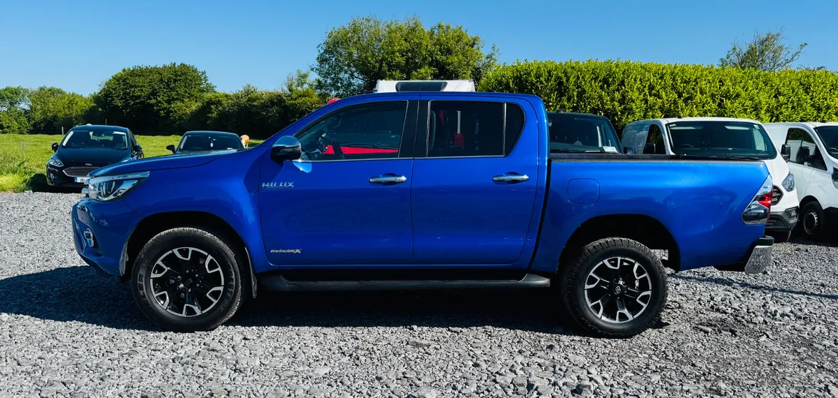 Toyota Hilux 2018 2.4 D-4D INVINCIBLE X INVITE 148 - Image 4