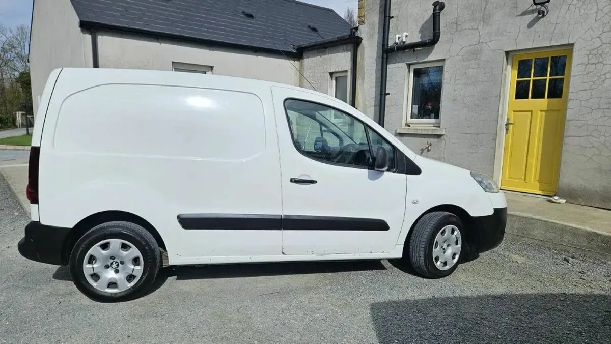 Peugeot Partner 2015 - Image 1