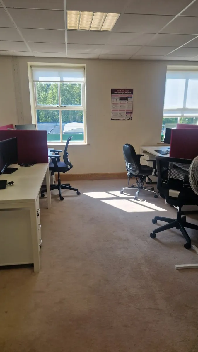 Office furniture to sell - Image 4