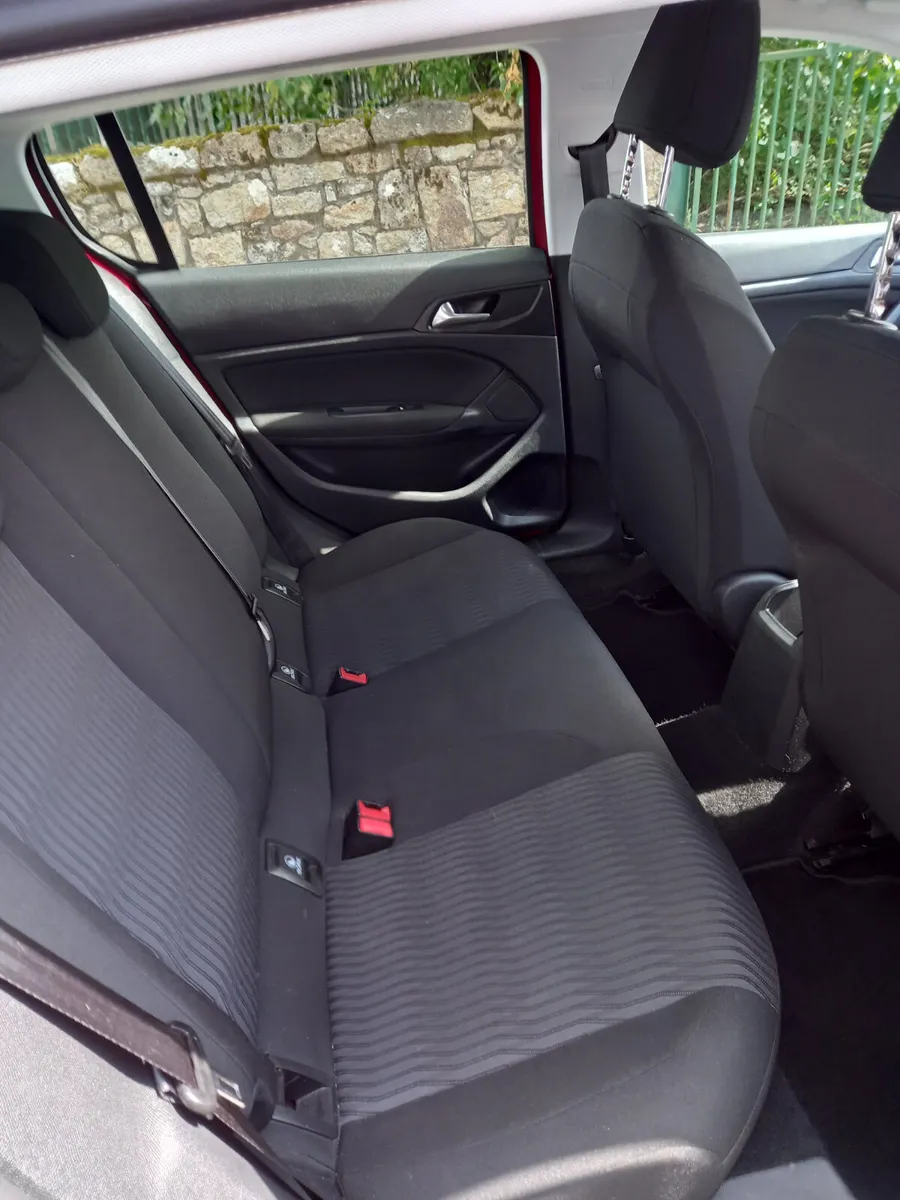 2017 Peugeot 308 1.2 Petrol - Image 2