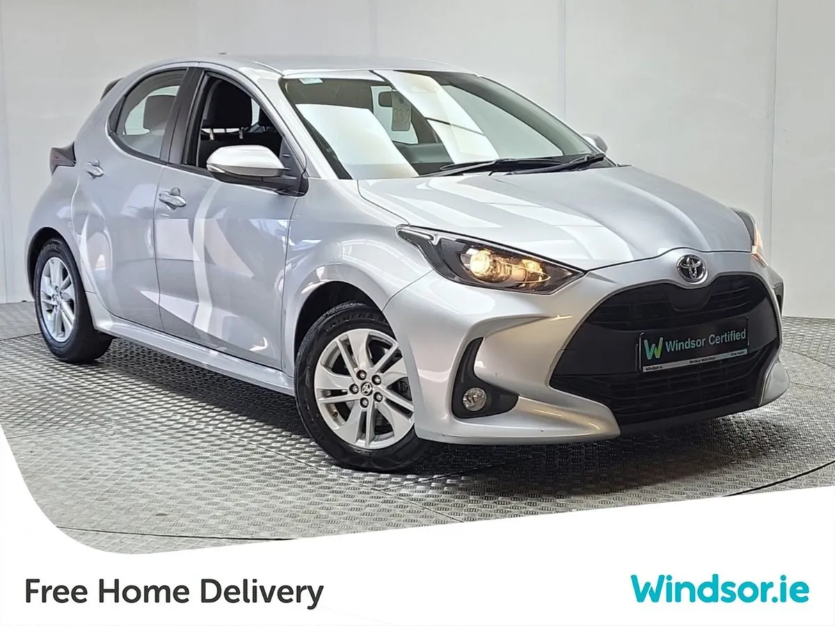 Toyota Yaris 1.5 Hybrid 5Dr Luna - Image 1