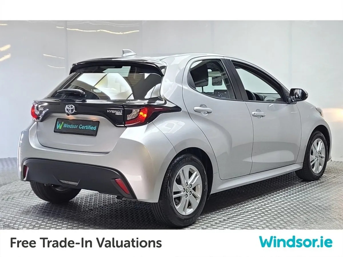 Toyota Yaris 1.5 Hybrid 5Dr Luna - Image 3