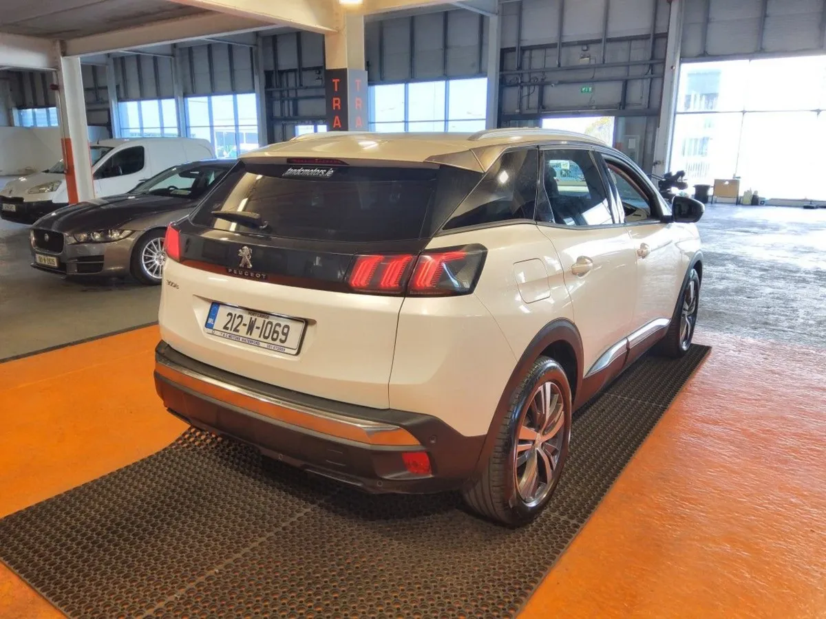 Peugeot 3008 1.5 Bluehdi 130bhp Allure - Image 3