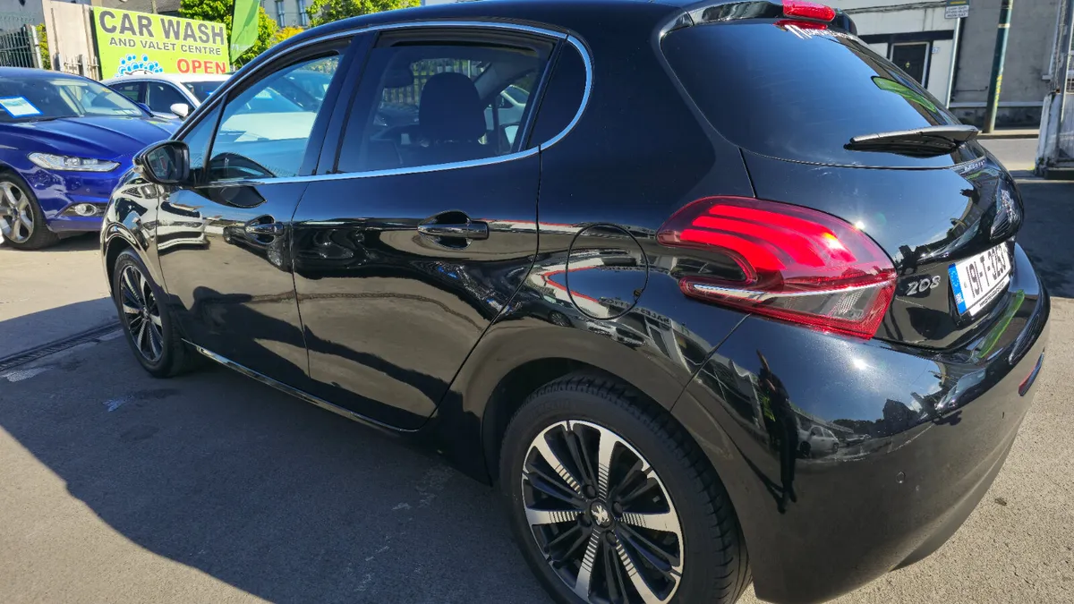 Peugeot 208 2019 AA APPROVED - Image 3