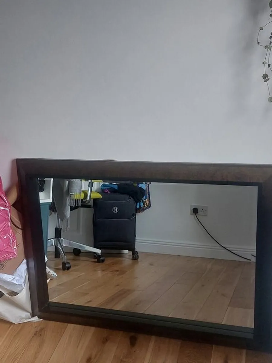 Mirror - Image 2